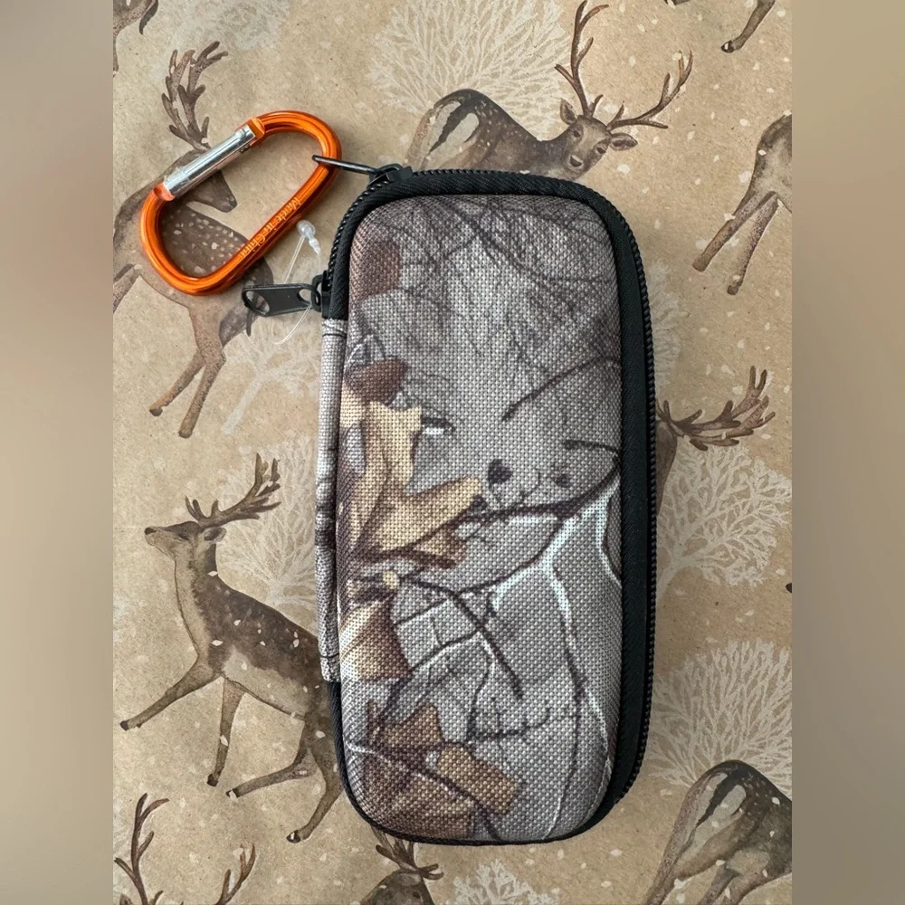 NWOT Realtree Camo Phone Case with Orange Carabiner